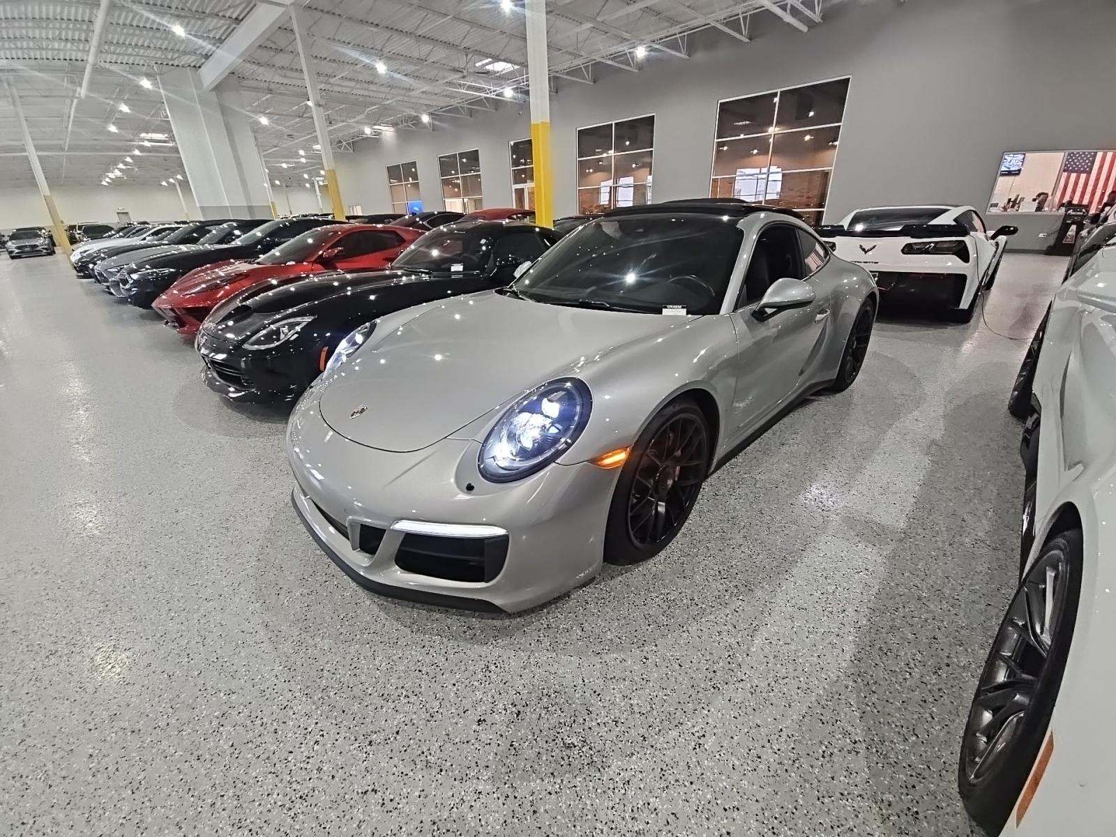 2018 Porsche 911 Carrera GTS