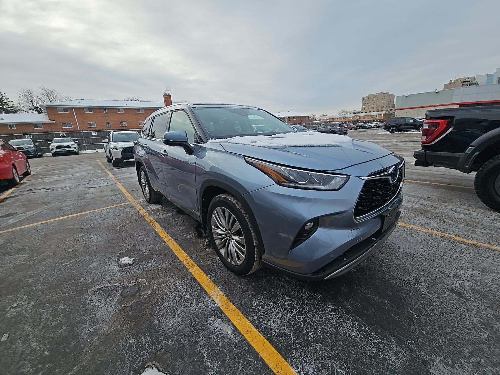2023 Toyota Highlander Hybrid Platinum AWD