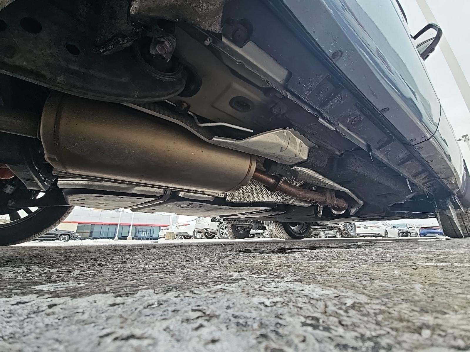 2023 Toyota Highlander Hybrid Platinum AWD