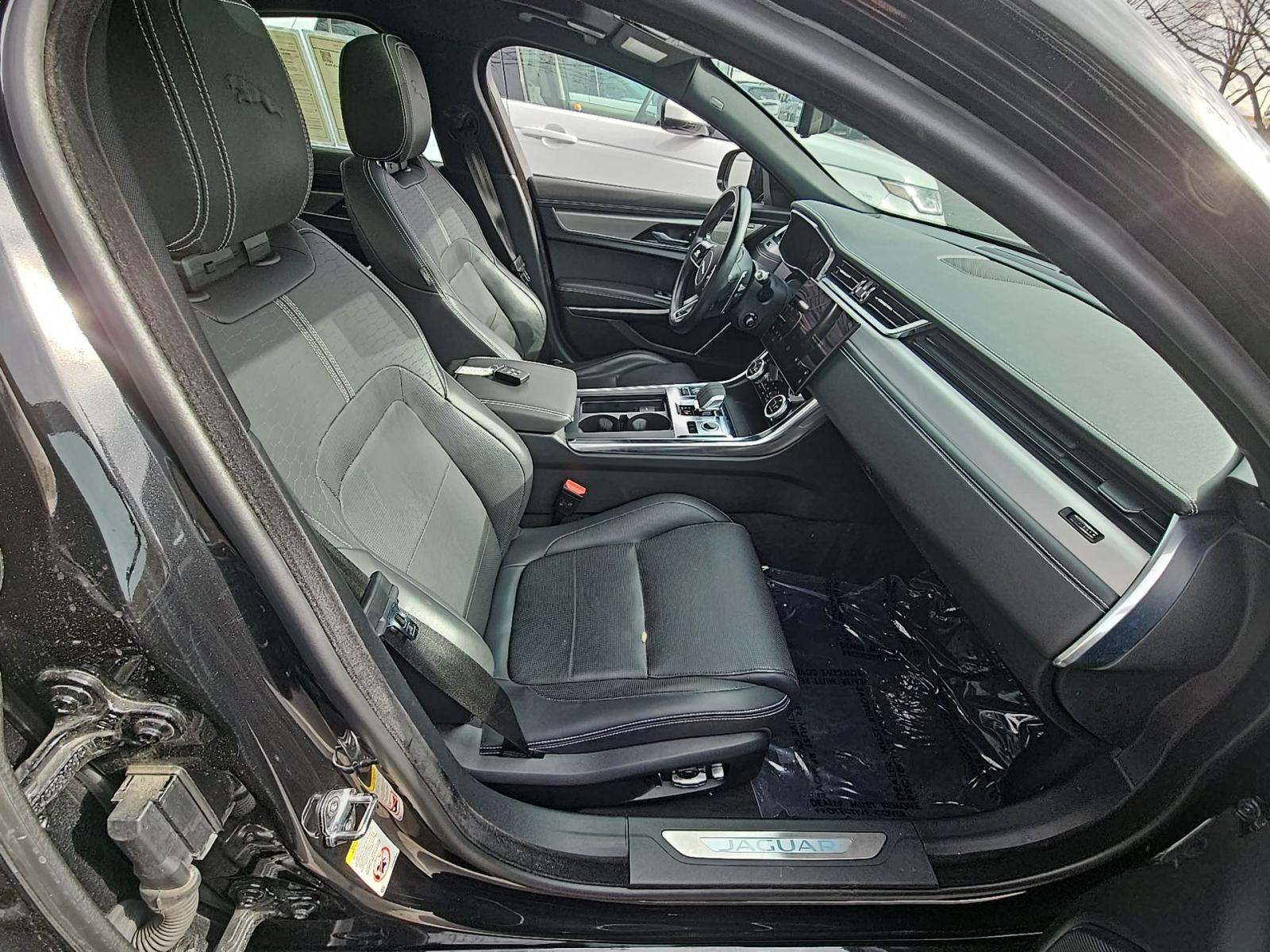 2022 Jaguar XF R-Dynamic SE AWD