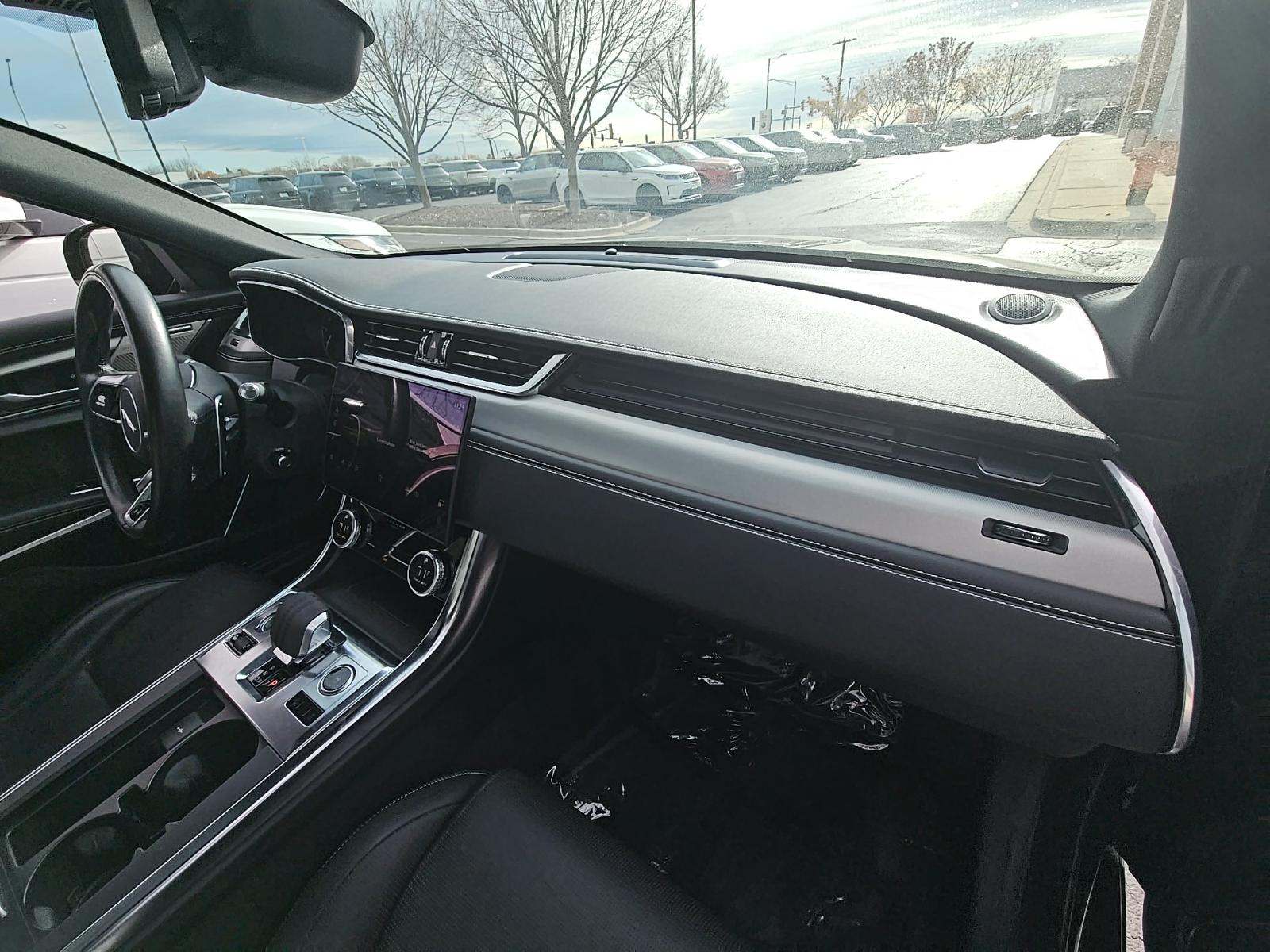 2022 Jaguar XF R-Dynamic SE AWD