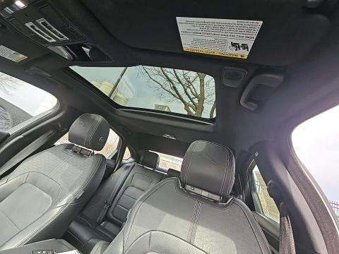 2022 Jaguar XF R-Dynamic SE AWD