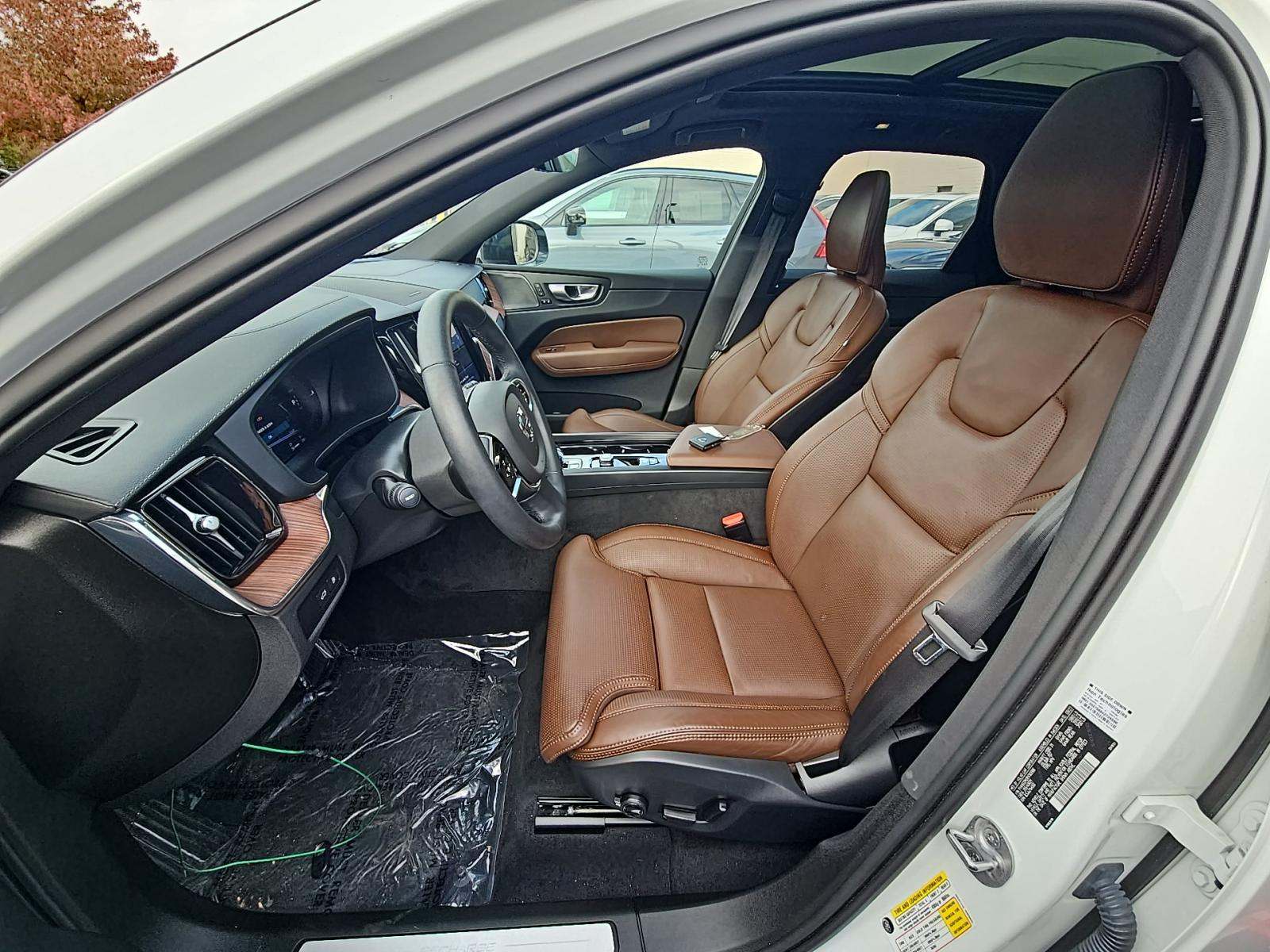 2024 Volvo XC60 Recharge T8 Ultimate AWD