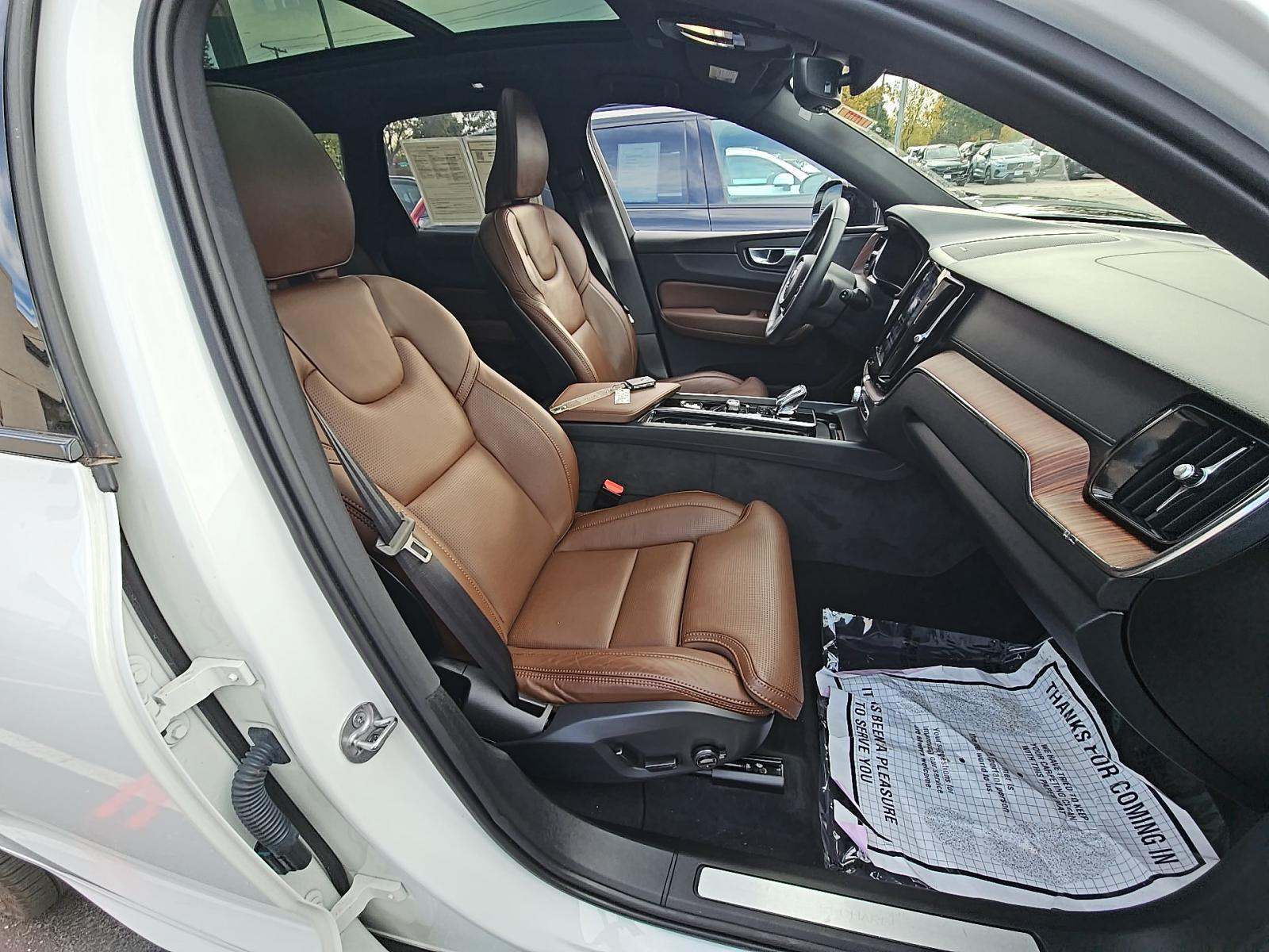 2024 Volvo XC60 Recharge T8 Ultimate AWD