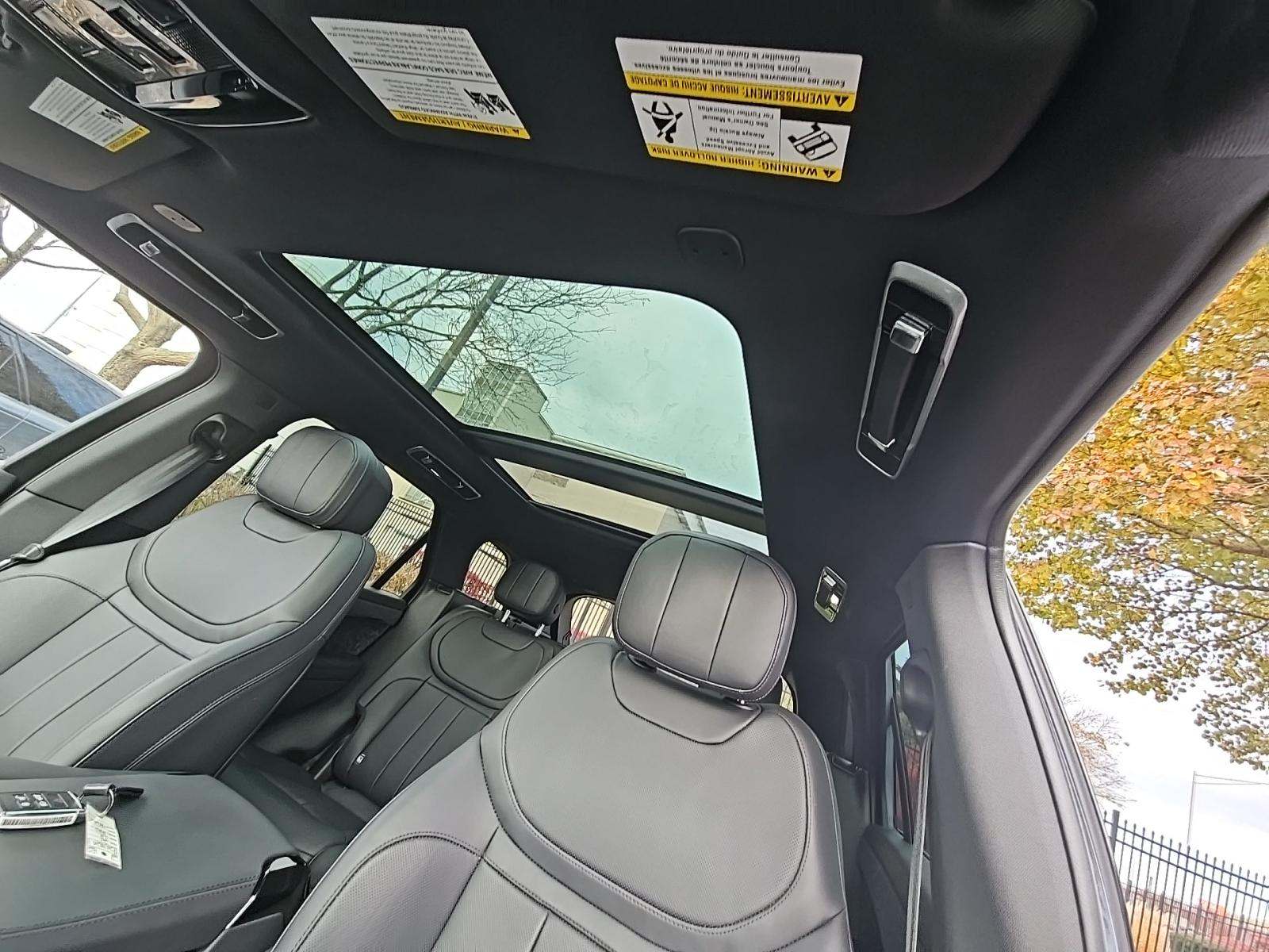 2025 Land Rover Range Rover Sport Dynamic SE AWD