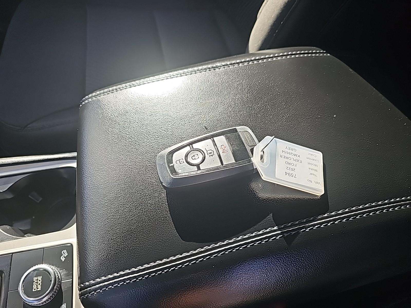 2022 Ford Explorer XLT AWD