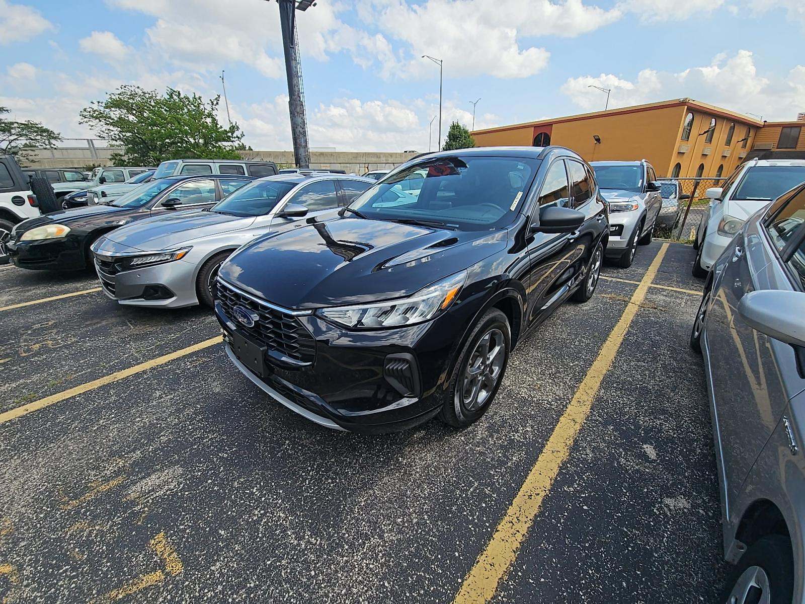 2023 Ford Escape ST-Line AWD