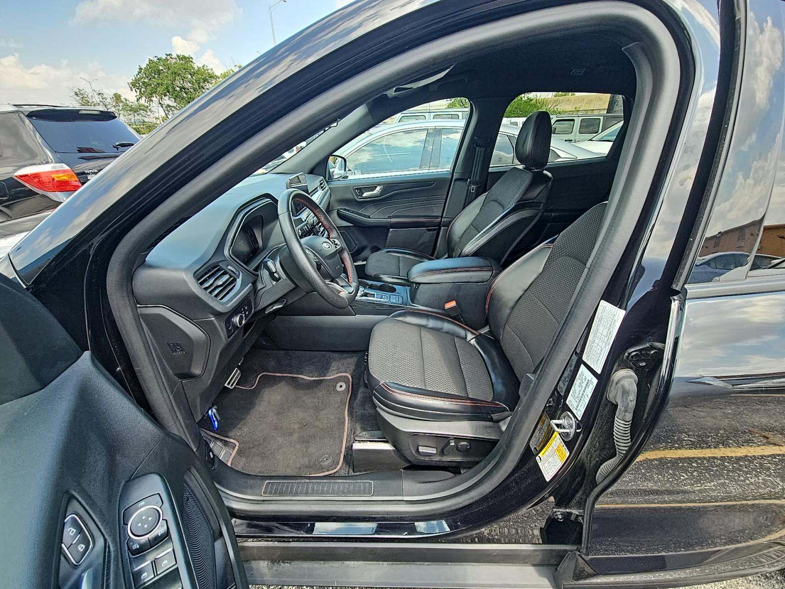 2023 Ford Escape ST-Line AWD