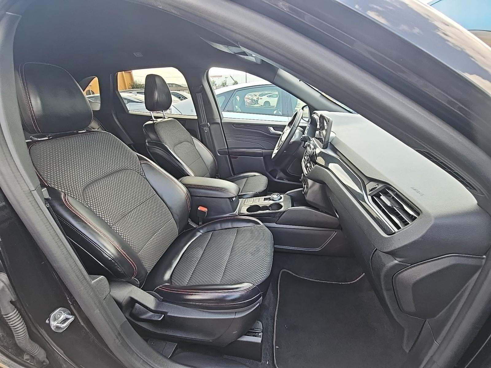 2023 Ford Escape ST-Line AWD