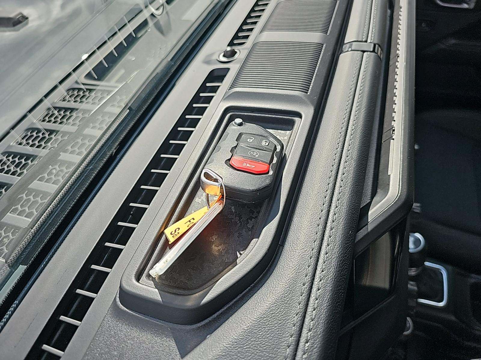 2024 Jeep Wrangler Sahara AWD