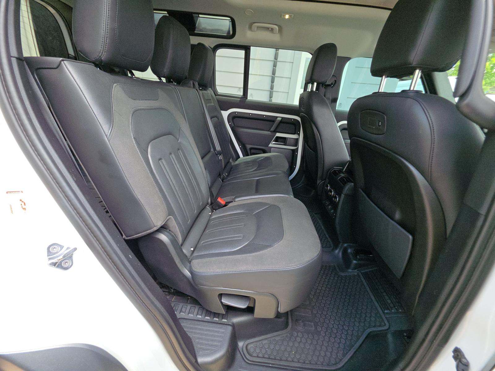 2021 Land Rover Defender 110 SE AWD