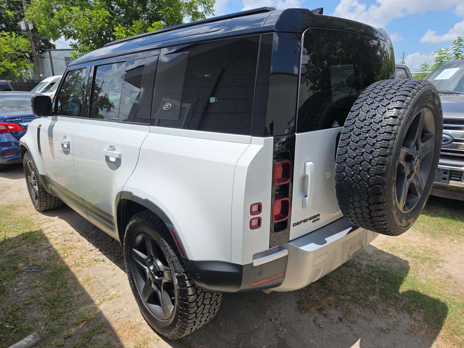 2021 Land Rover Defender 110 SE AWD