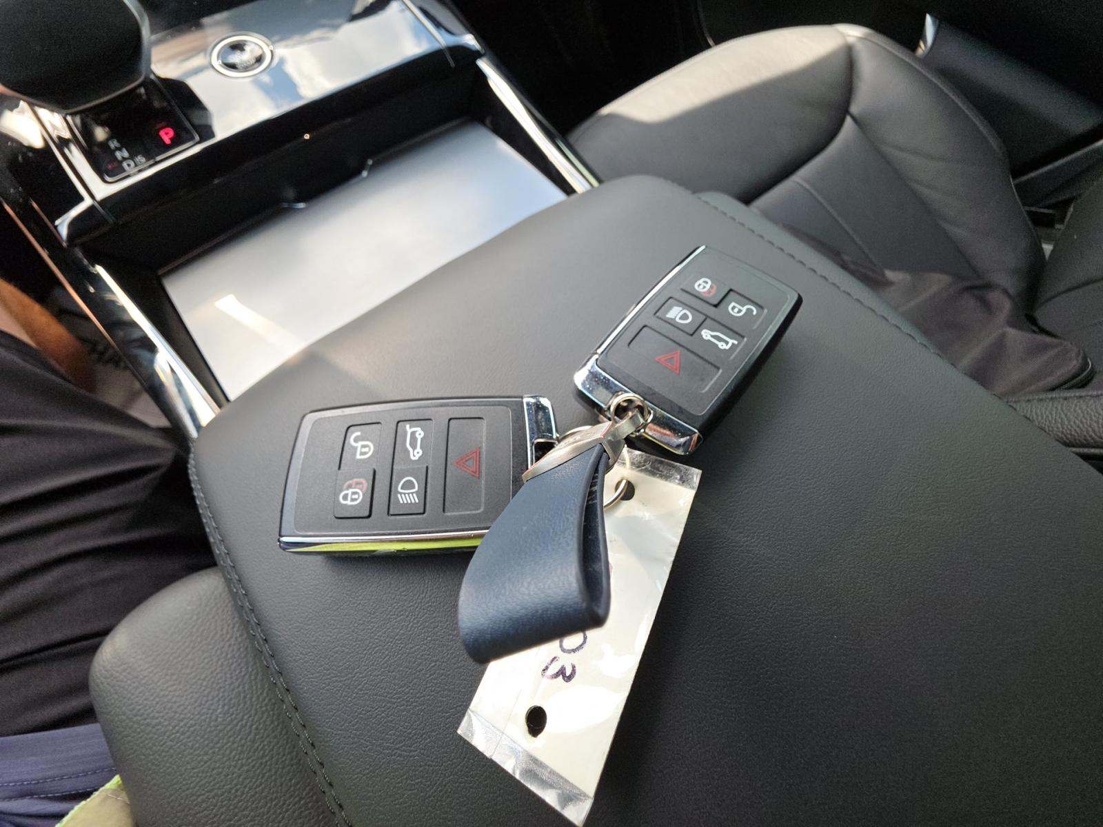 2025 Land Rover Range Rover Sport S AWD