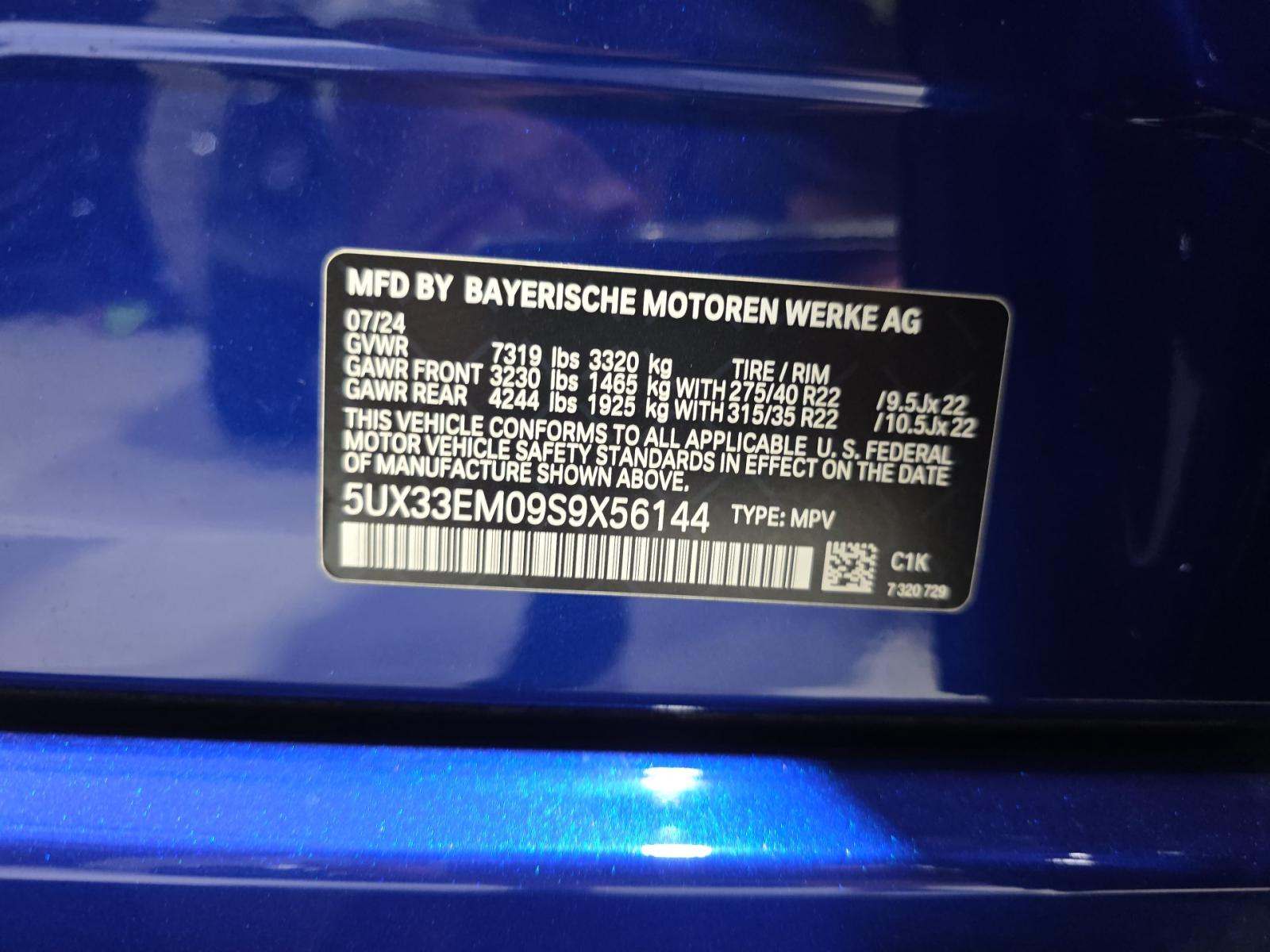 2025 BMW X7 M60i AWD