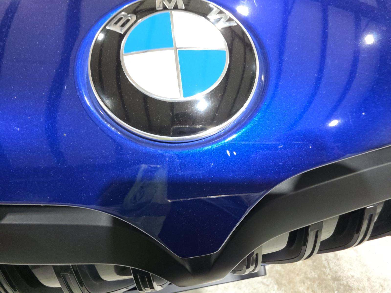 2025 BMW X7 M60i AWD