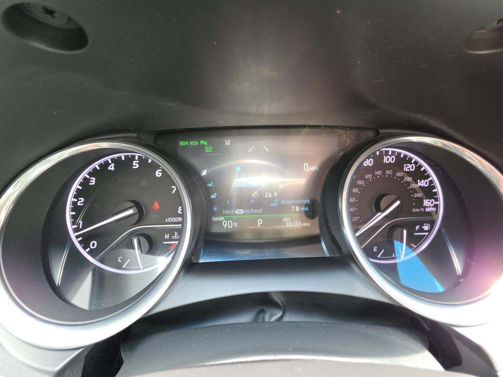 2018 Toyota Camry XLE FWD