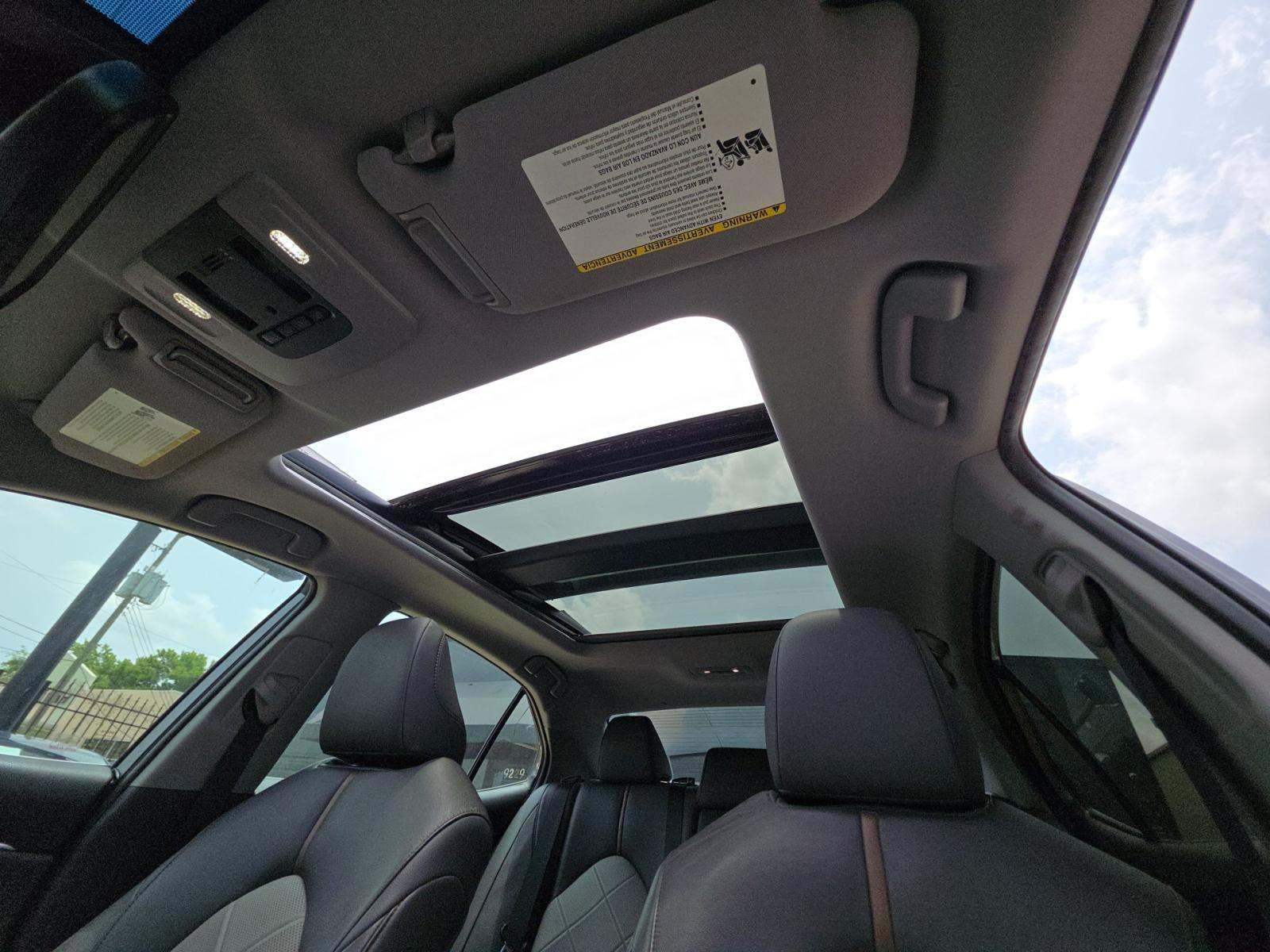 2018 Toyota Camry XLE FWD