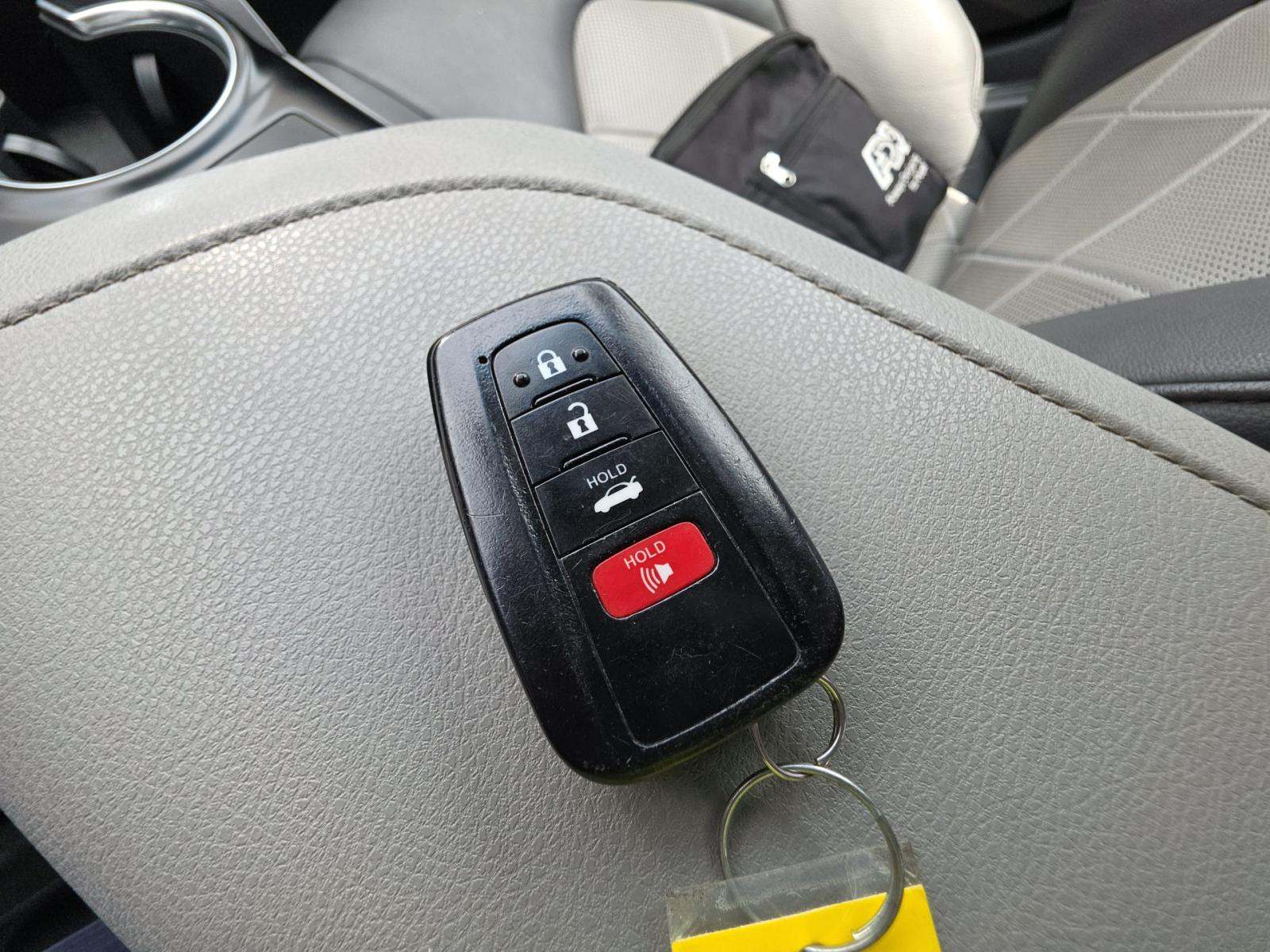2018 Toyota Camry XLE FWD