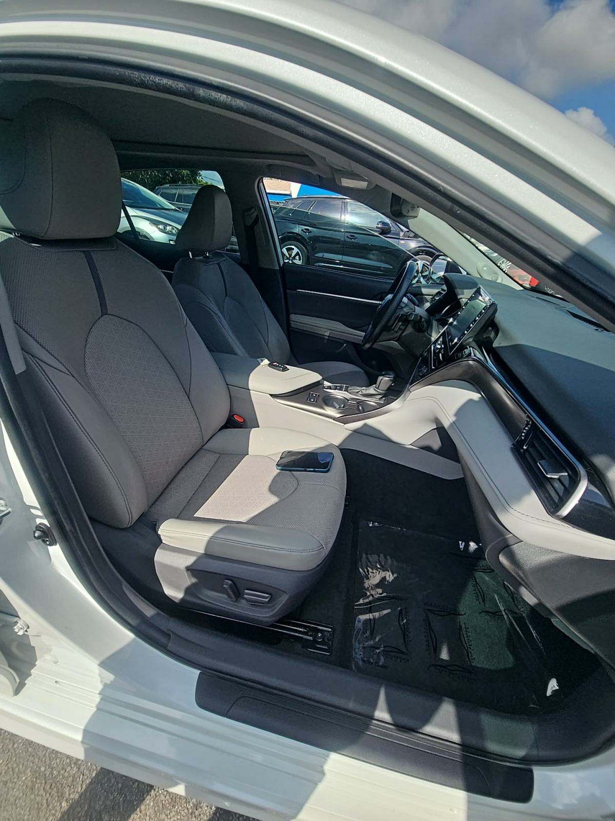 2021 Toyota Camry XSE FWD