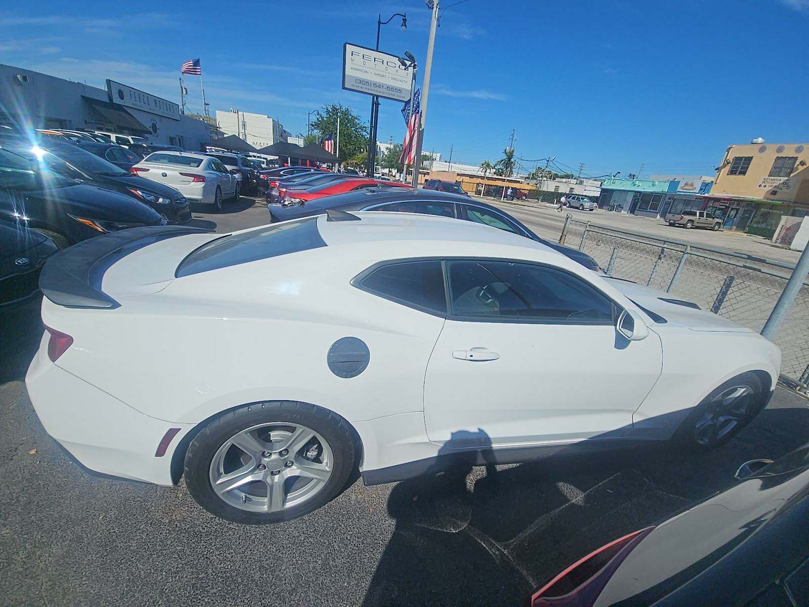 2018 Chevrolet Camaro 1LT RWD