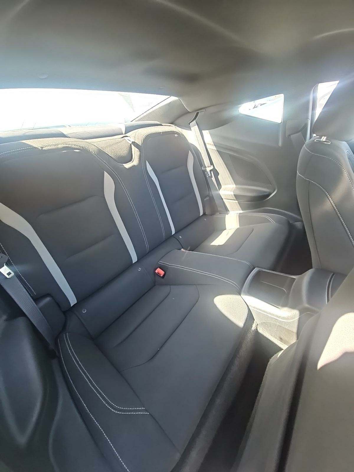 2018 Chevrolet Camaro 1LT RWD