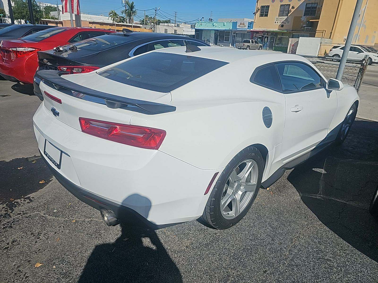 2018 Chevrolet Camaro 1LT RWD