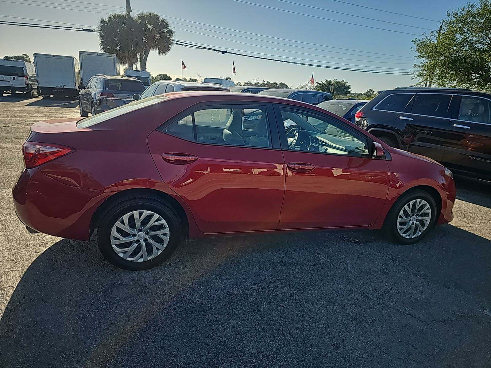 2018 Toyota Corolla LE FWD