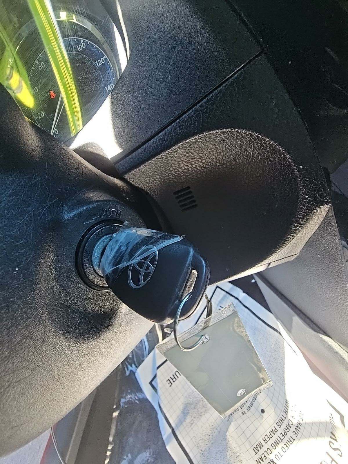 2018 Toyota Corolla LE FWD