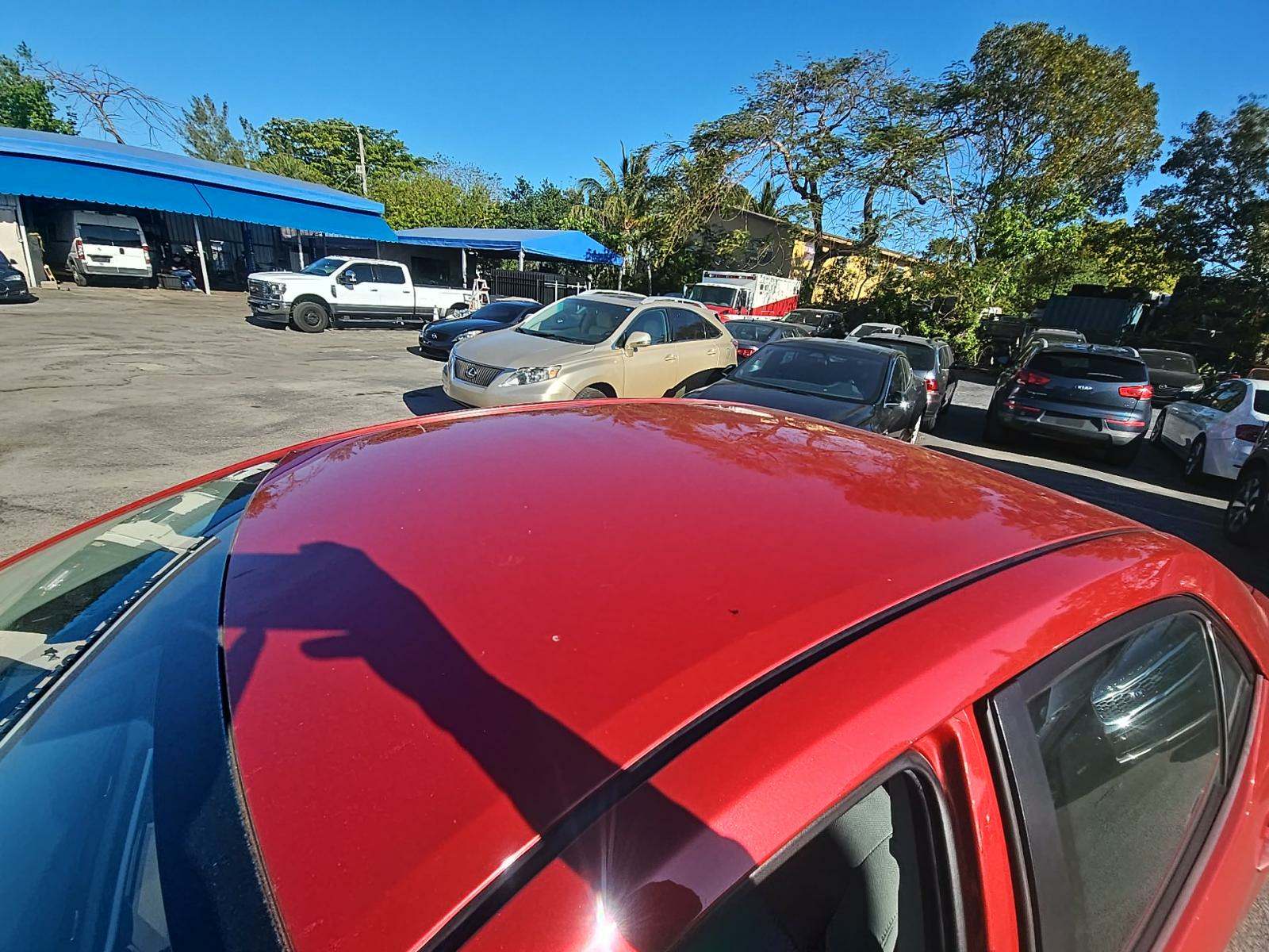 2018 Toyota Corolla LE FWD