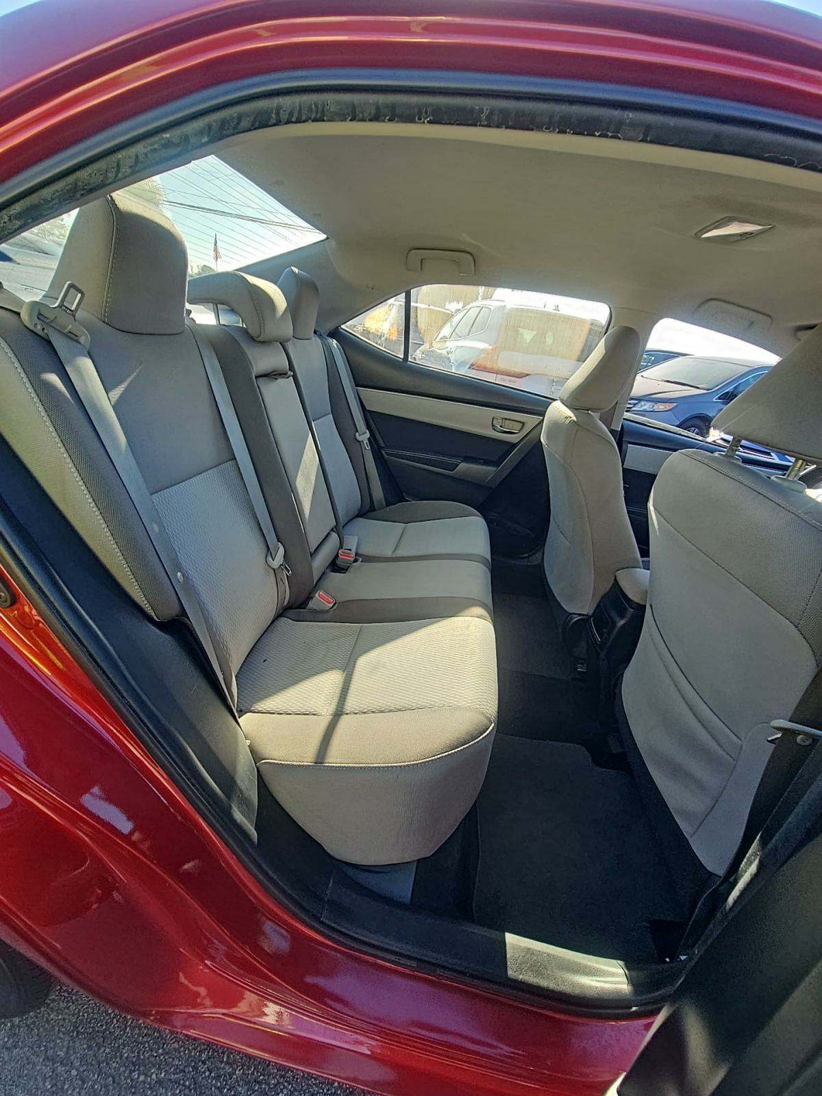 2018 Toyota Corolla LE FWD