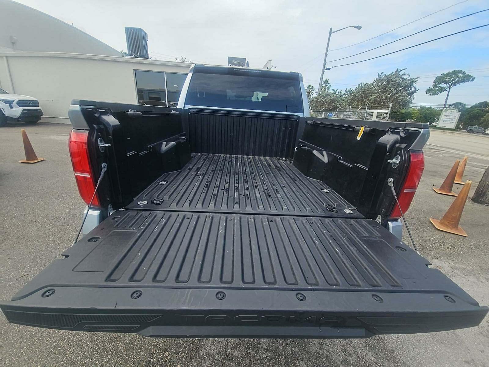 2024 Toyota Tacoma SR5 RWD