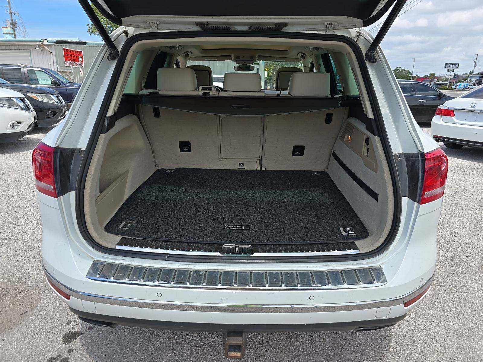 2017 Volkswagen Touareg 3.6L Executive AWD