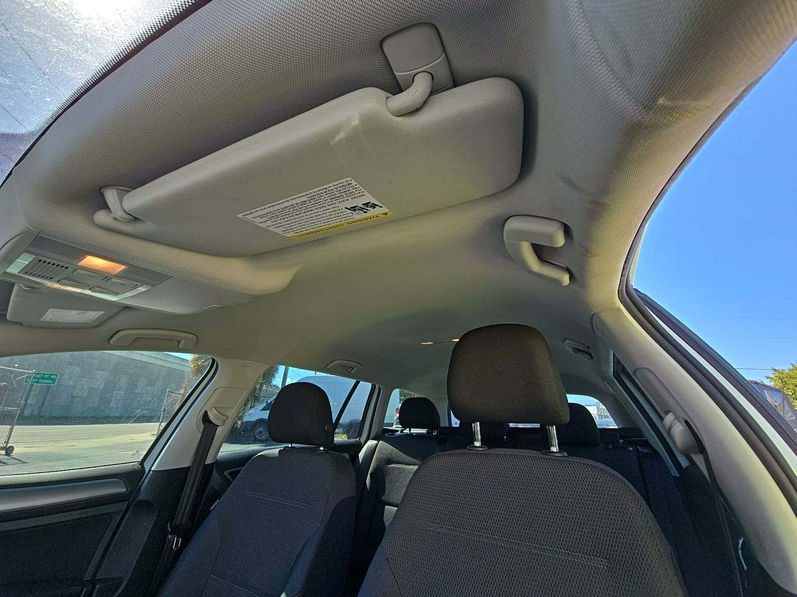 2017 Volkswagen Golf 1.8T S AWD