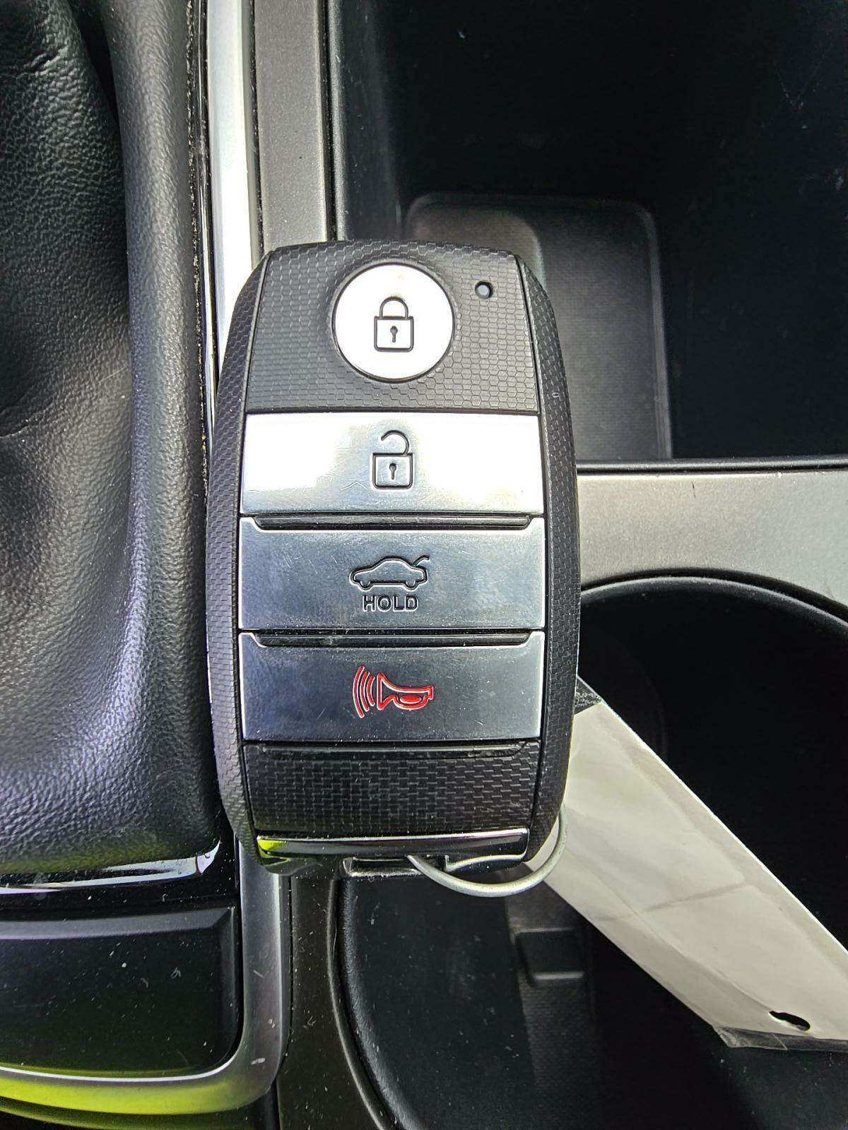 2019 Kia Optima S FWD