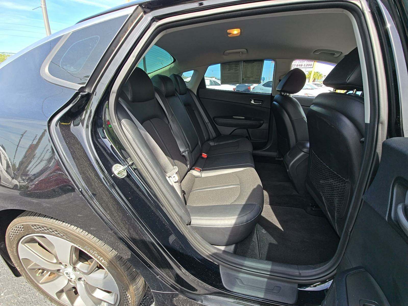 2019 Kia Optima S FWD