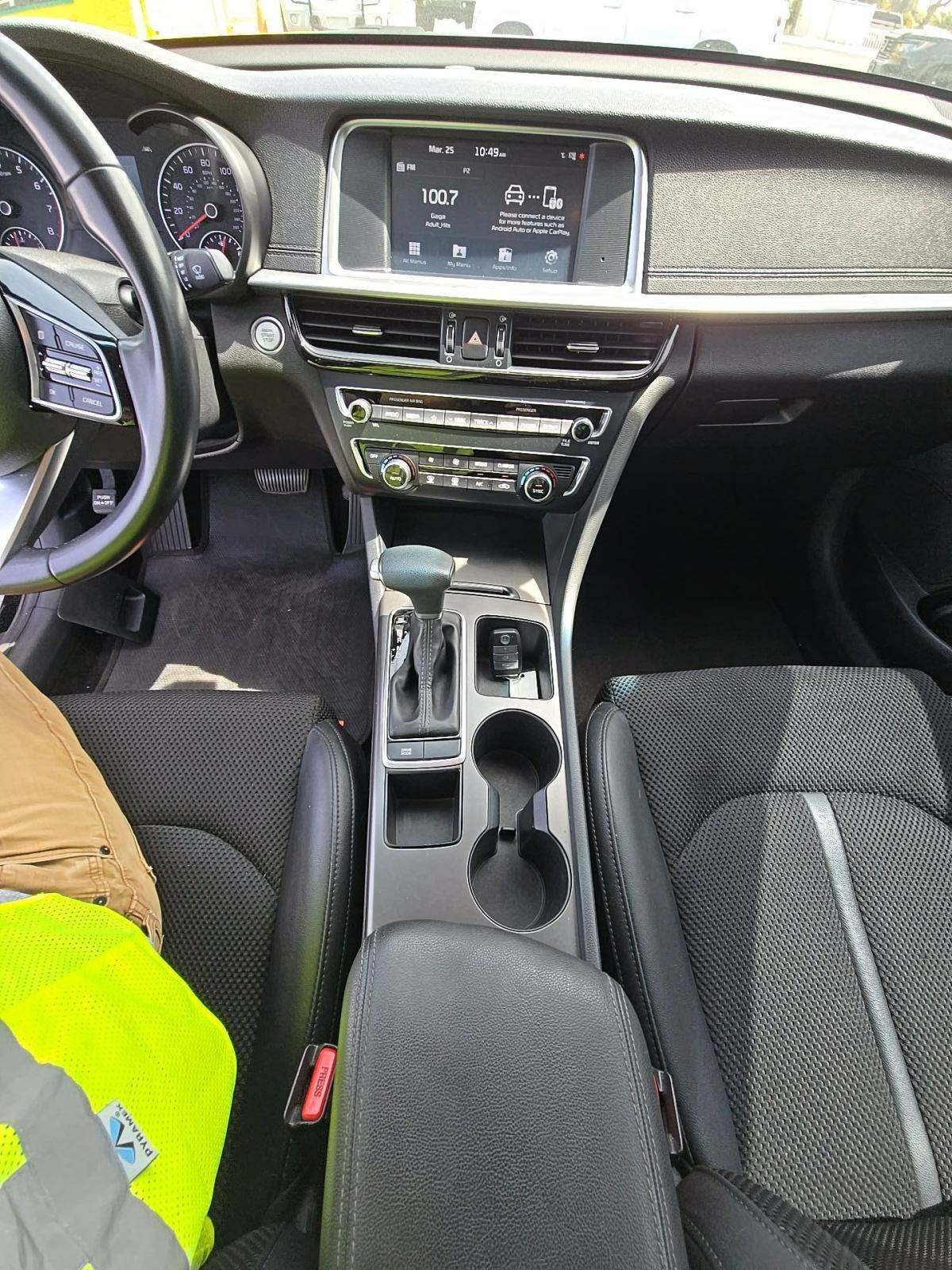 2019 Kia Optima S FWD