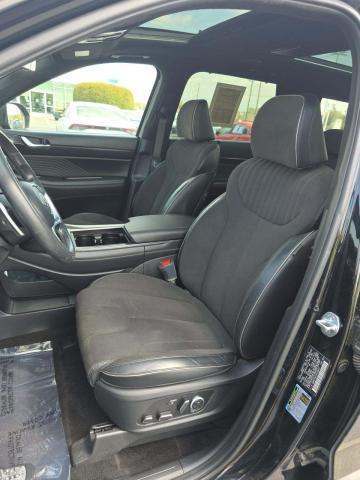 HYUNDAI CALLIGRAPHY NIGHT EDITION - 6