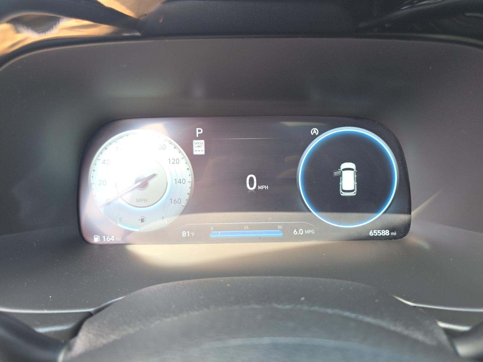 HYUNDAI CALLIGRAPHY NIGHT EDITION - 9