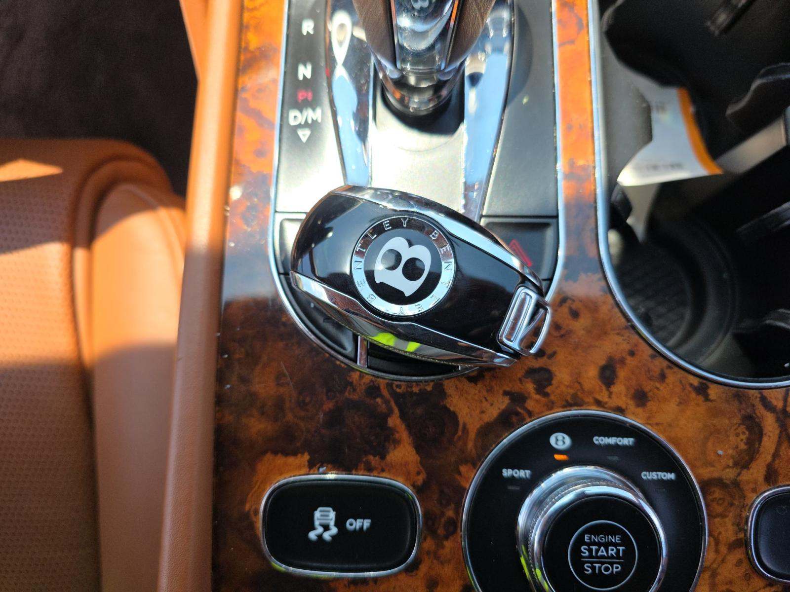 2018 Bentley Bentayga W12 Signature AWD 106309 miles - купити Авто