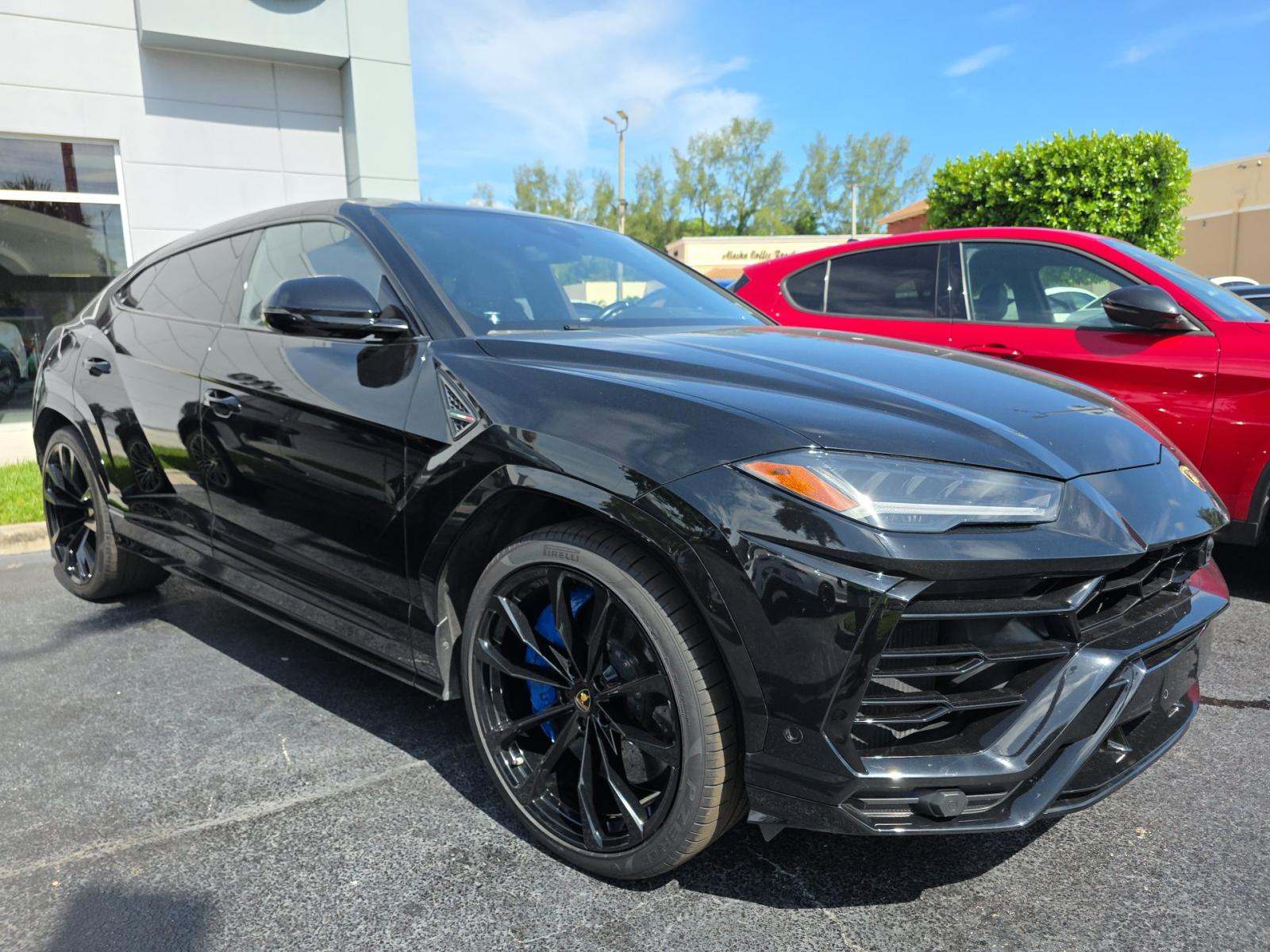 2019 Lamborghini Urus Base AWD