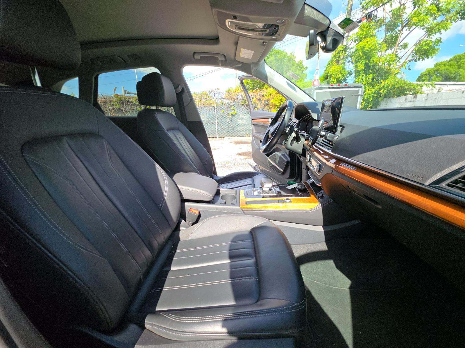 2023 Audi Q5 S line Premium Plus AWD