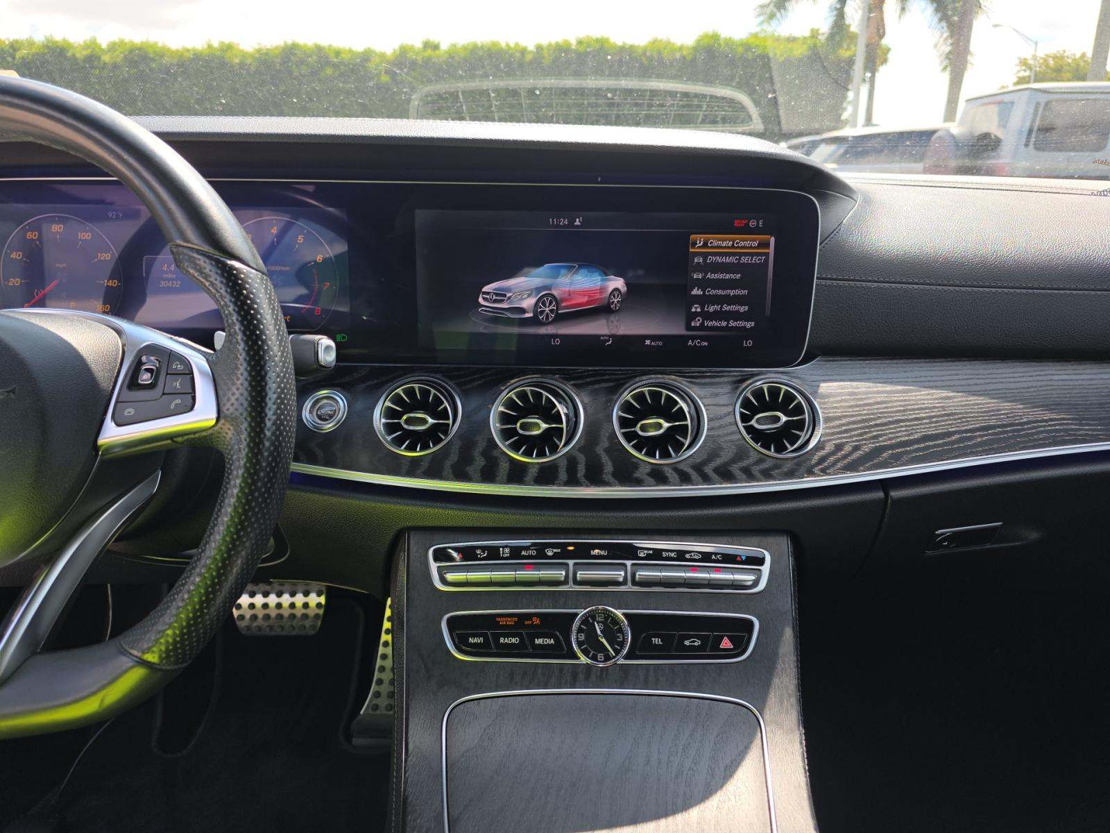 MERCEDES-BENZ E-CLASS - 6