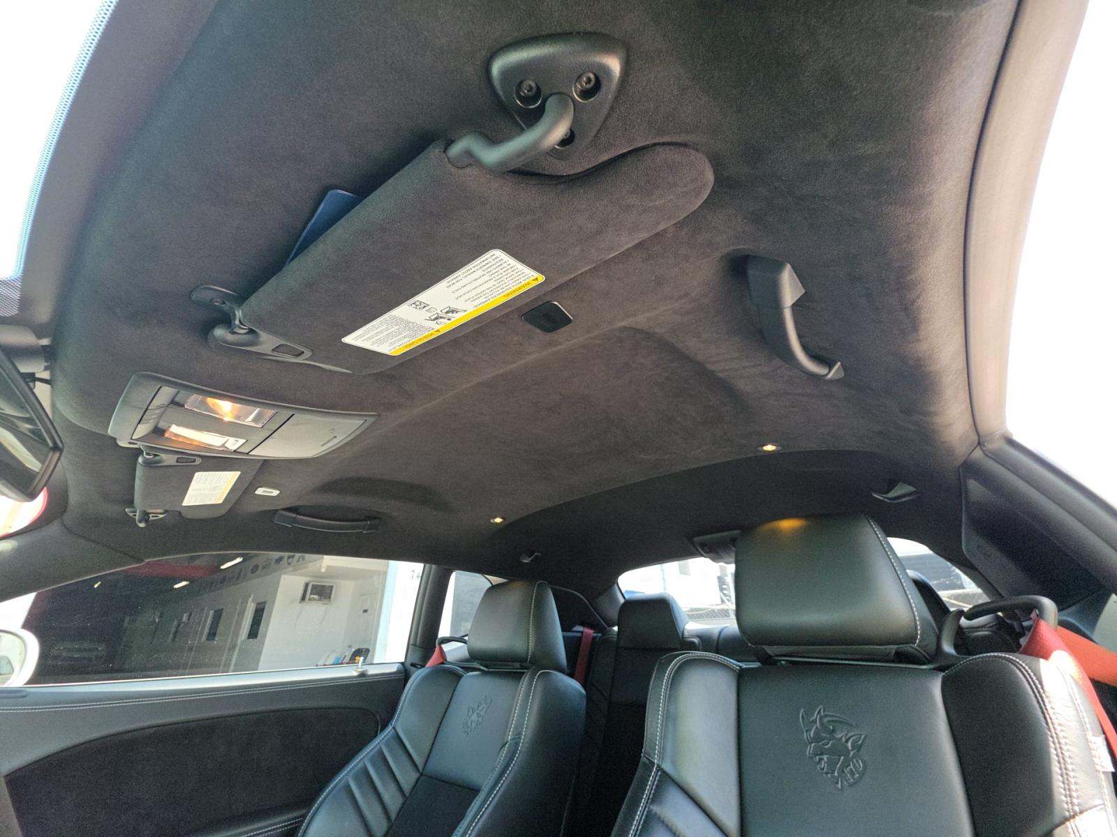 DODGE CHALLENGER - 7