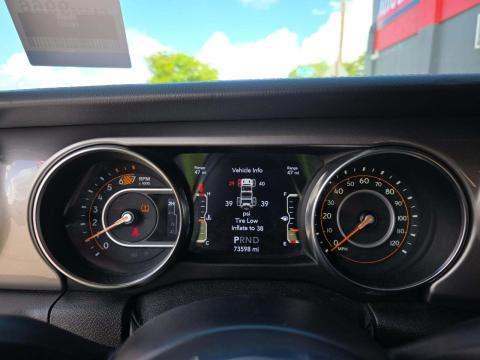 JEEP UNLIMITED SAHARA - 5