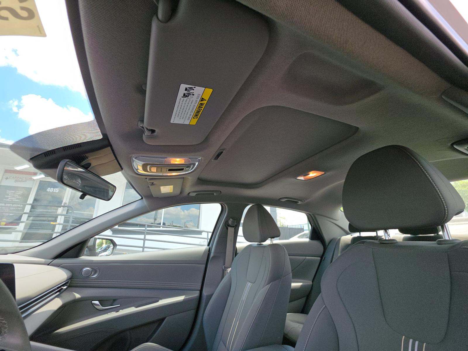 HYUNDAI SEL CONVENIENCE - 7