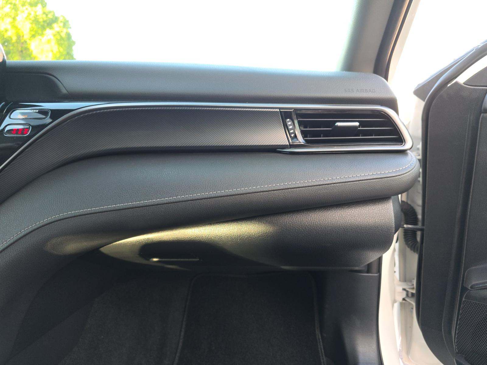 2024 Toyota Camry SE FWD