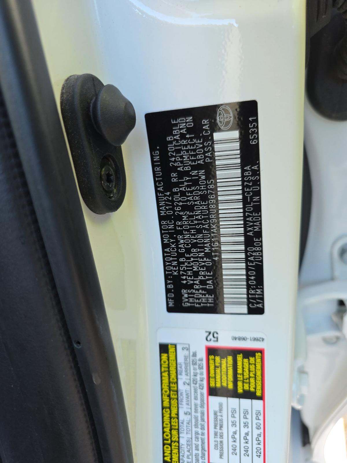 2024 Toyota Camry SE FWD