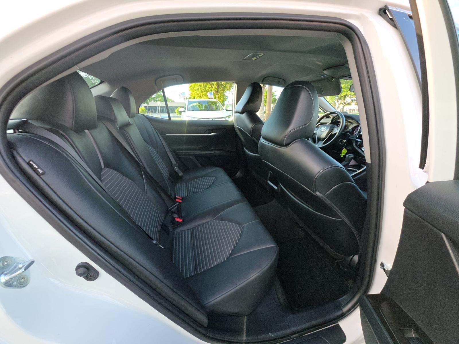 2024 Toyota Camry SE FWD