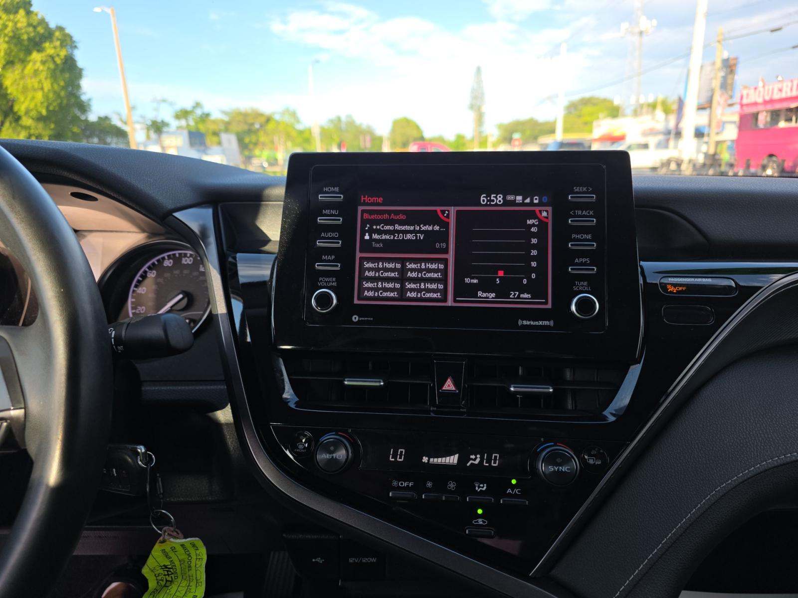 2024 Toyota Camry SE FWD