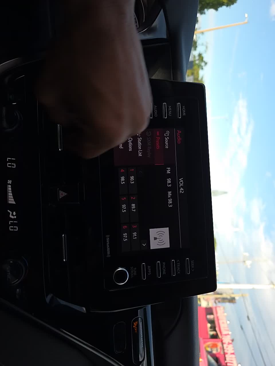 2024 Toyota Camry SE FWD